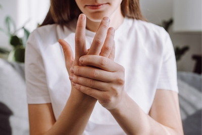 頚椎椎間板ヘルニアの症状